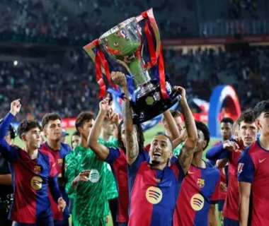 Barcelona có bao nhiều danh hiệu? Khám phá bộ sưu tập cúp đồ sộ của Blaugrana