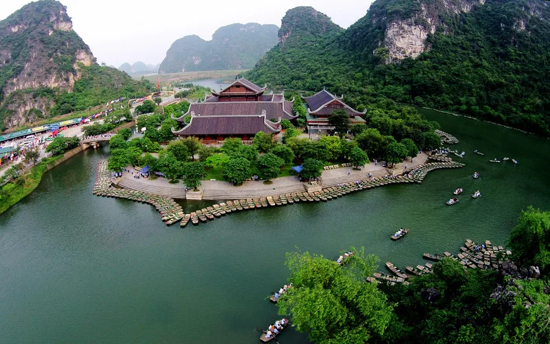 choi gi o ninh binh 2026 top dia diem check in noi tieng